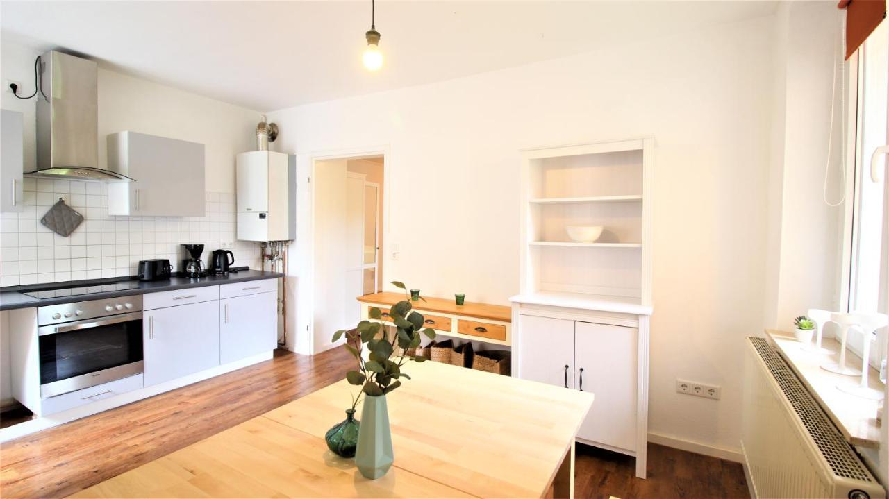 Apartament Zentral Wohnen - Inkl. Privatem Stellplatz Würzburg Zewnętrze zdjęcie